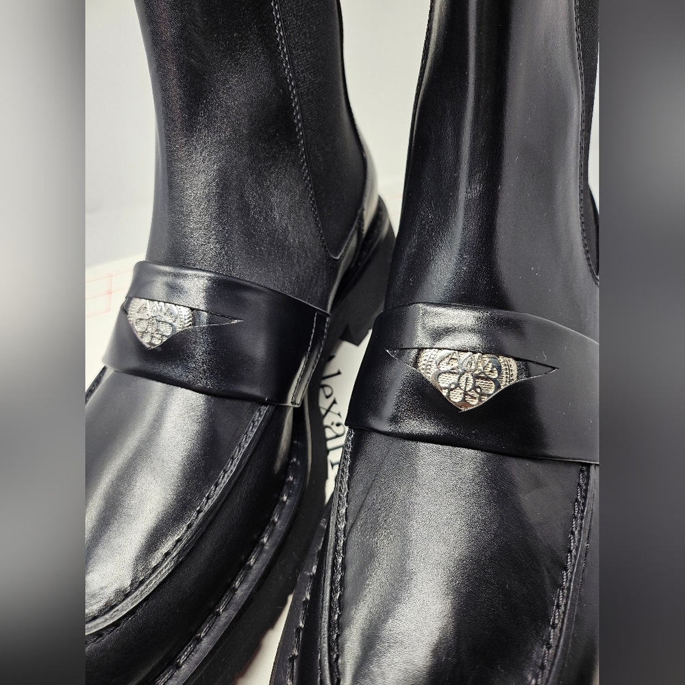 Alexander McQueen Black Leather Boots - Picture 3 of 16